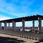 Akicity Anjos Luna *