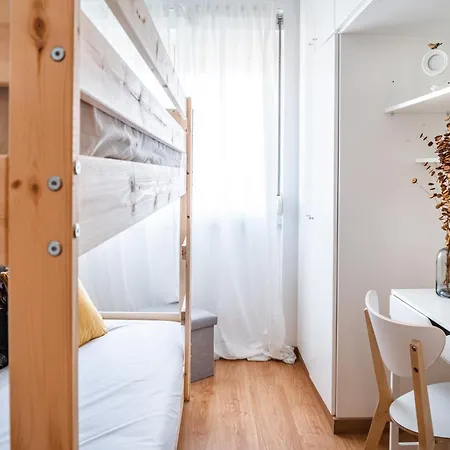 Akicity Anjos Luna Lissabon